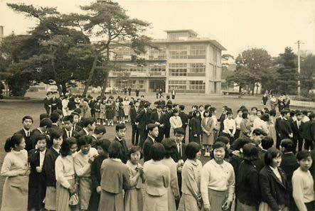 60年にわたって生徒たちを見守った中学校校舎