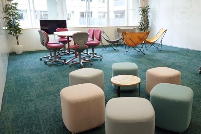 副校長ブログ「ゆめみる」第31号　『ラウンジ』