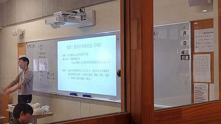 プロジェクターを使っての授業