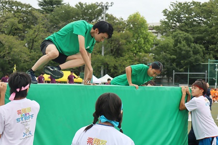 高校3年生障害物競走「final quest」