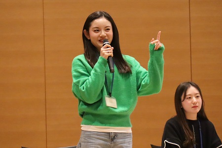 今年アメリカへ留学する予定の大森さん。留学に興味がある人は留学しやすい環境の学校を調べて受験するのも選択肢の一つとアドバイスしてくれました。