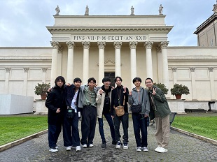 ヴァチカン美術館にて
