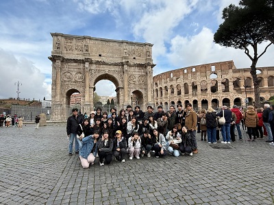 コロッセオにて