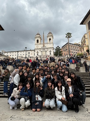 スペイン階段にて