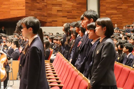 高校生活をスタートさせた新入生