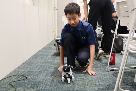 早速電源を入れて、動かしてみます