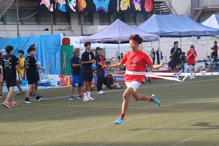 高校3年生全員リレー「覇王の終陣」