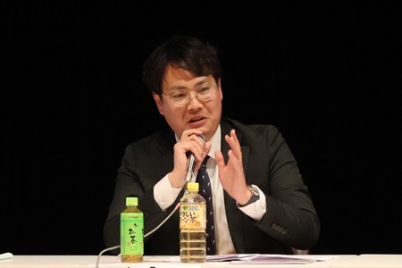 他大学へ進学した澁谷さんからは、大学受験の体験や、大学進学後の中高同窓生との繋がりなどをお聞きしました