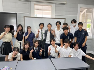 ターム留学中の先輩と。こちらでの生活について少し話してくれました