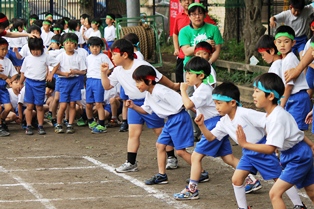 1年生、初めての運動会