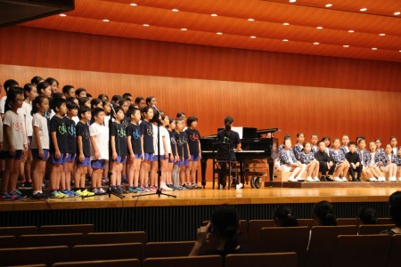 中国の民謡独特のリズムを練習しました