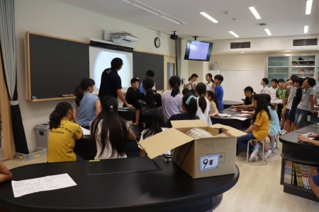 いろいろな実験をできるよう、理科室にもさまざまな工夫が