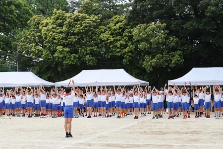 準備体操をしたら競技スタートです