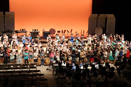 斉唱　3年椿組・櫟組・桧組