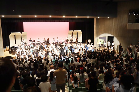 最後は「ありがとね！」を全校合唱