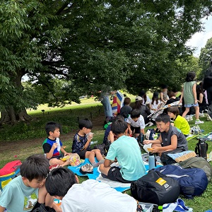 3年桧組は親子遠足で国立昭和記念公園へ。