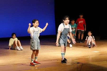 星への思いを熱く語る星博士の二人