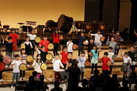 歌とサウンドシェイプ合奏　3年桧組