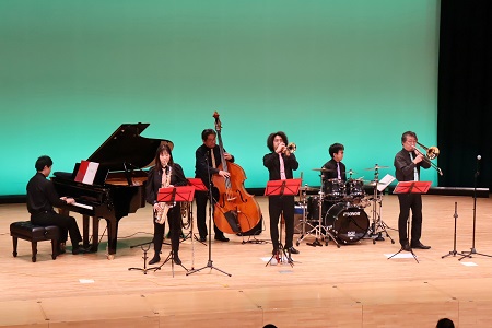 JOY SWING COMPANYの皆さんによるジャズ演奏