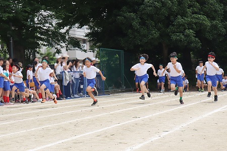 4年生の徒競走