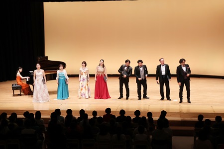 オペラアンサンブル・ヴォ—チェの皆さん