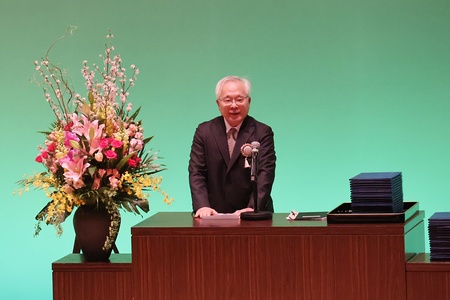 戸部学園長によるお祝いのことば