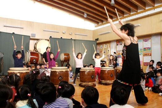 「ヤー！」という掛け声に合わせて決めポーズ！みんなバッチリ決まっています。