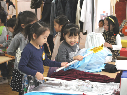 先生に何着てもらおうかな～