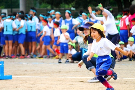 年中組「はじめての!!ミニ障害物競争」