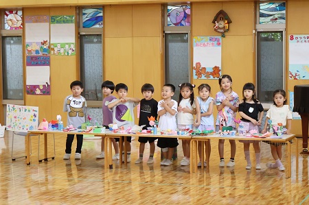 ドキドキしながらお客さんを待ちます