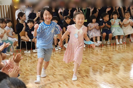 最後は年長さんのスキップ