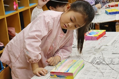 逆から見ても針金がぶつかっていないかな？