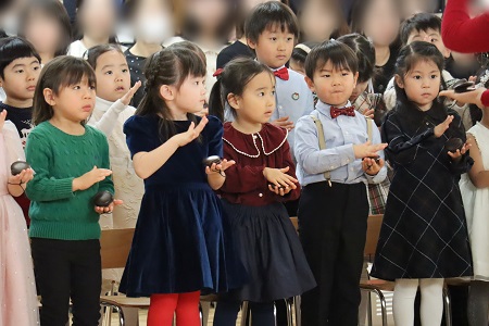年中組の合奏「ジャングルポケット」
