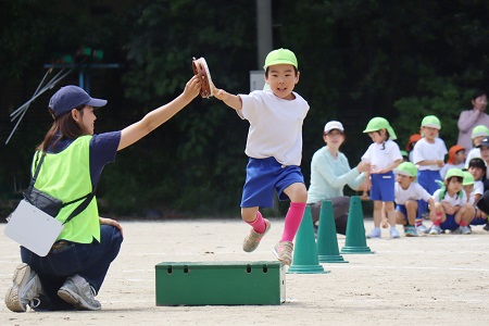 年中組「それいけ！ジグザグパン！」