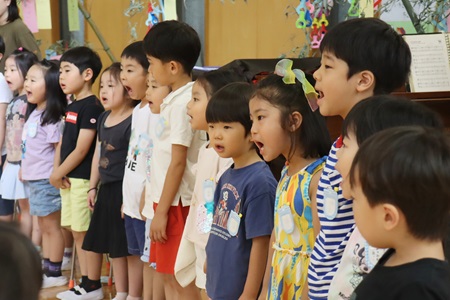 みんなで『たなばたさま』を歌いました