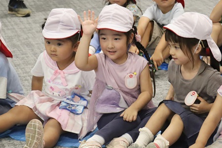 Pepperに名前を呼んでもらい、お返事