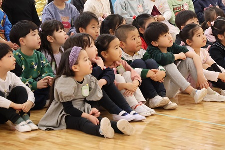 法衣や法具に目が釘づけになりました